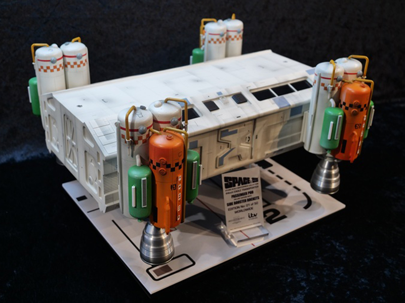Eagle Passenger Pod with Booster Rockets (44 inch)